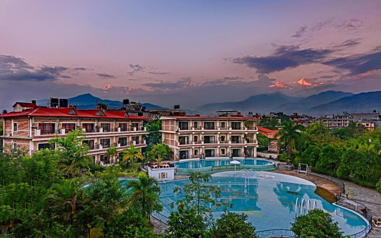 Hotel Jal Mahal Pokhara Buitenkant foto