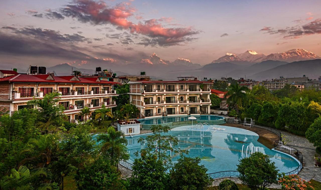 Hotel Jal Mahal Pokhara Buitenkant foto