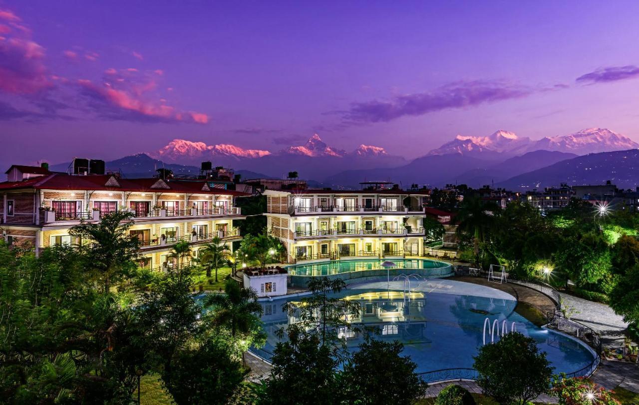 Hotel Jal Mahal Pokhara Buitenkant foto