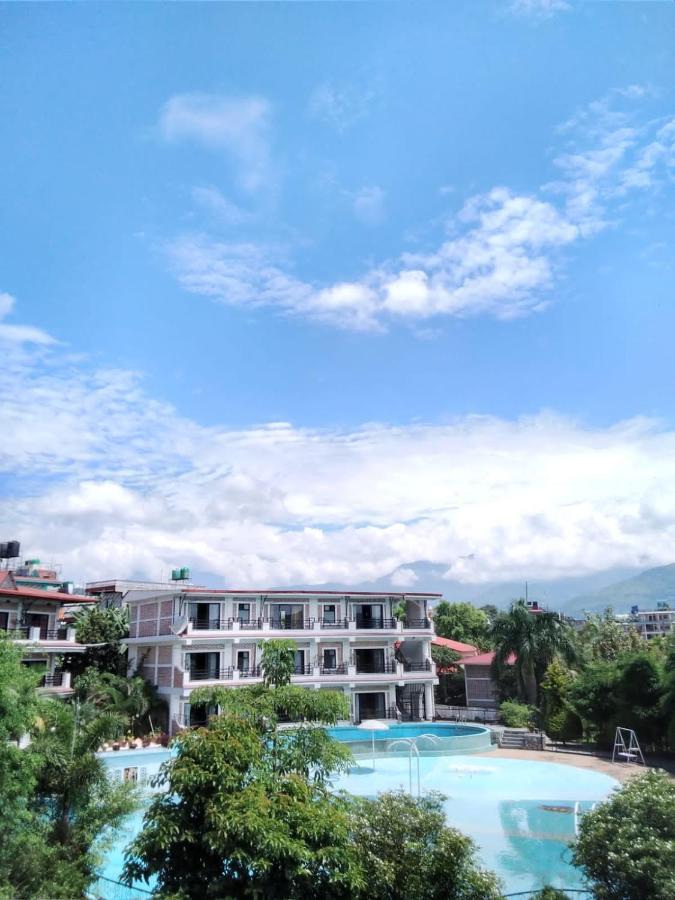 Hotel Jal Mahal Pokhara Buitenkant foto