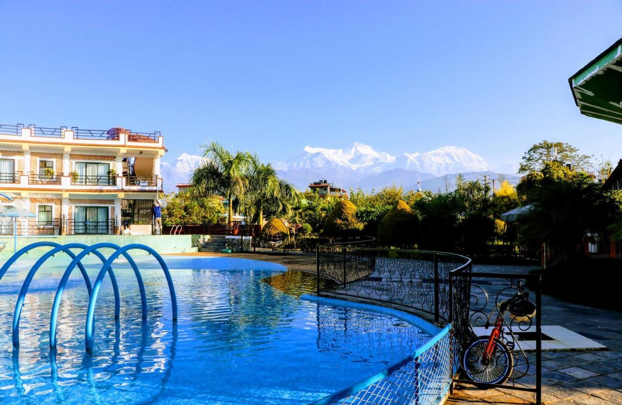 Hotel Jal Mahal Pokhara Buitenkant foto